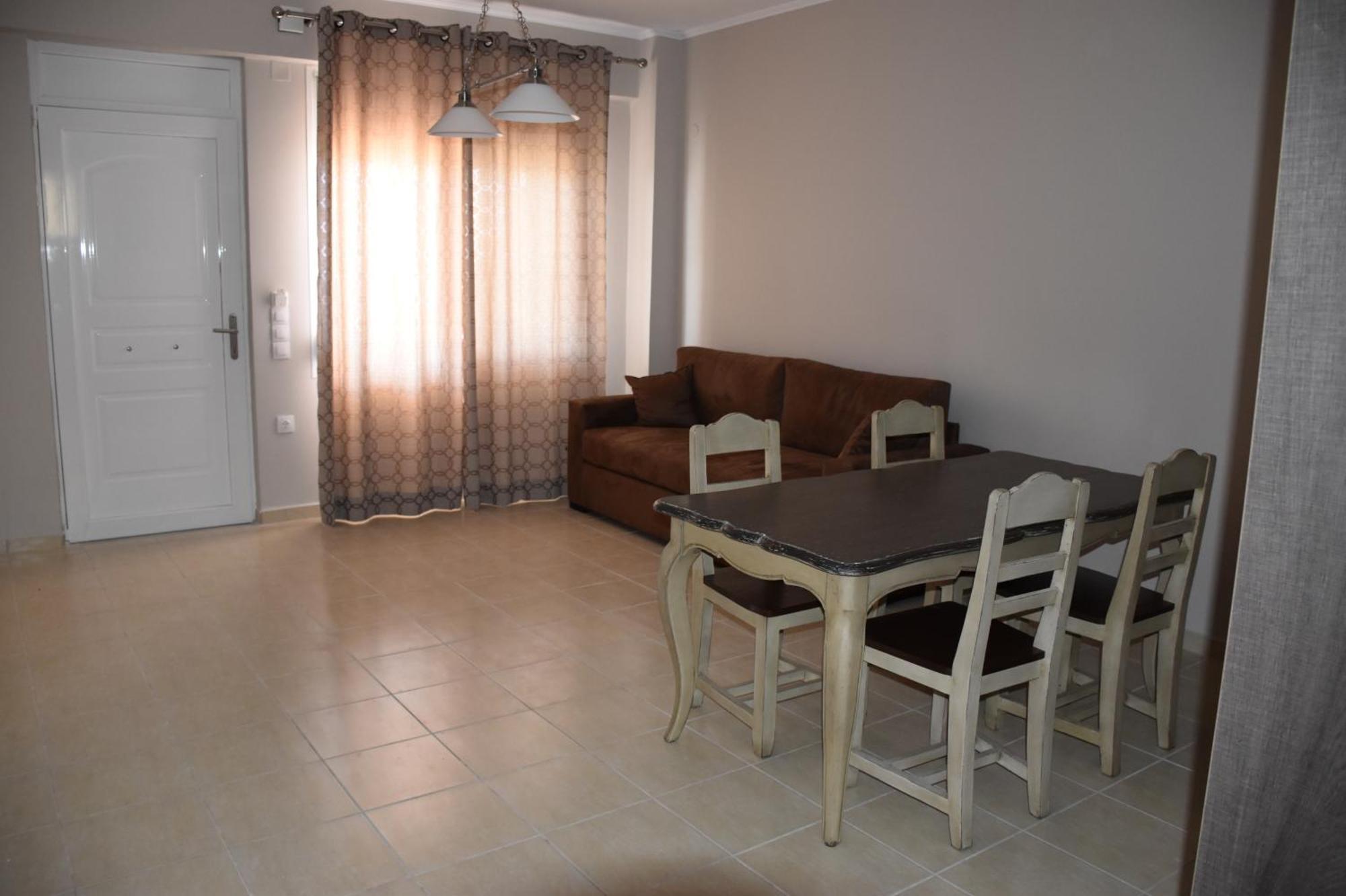 Aperanto House Paralia Loutsas Стая снимка
